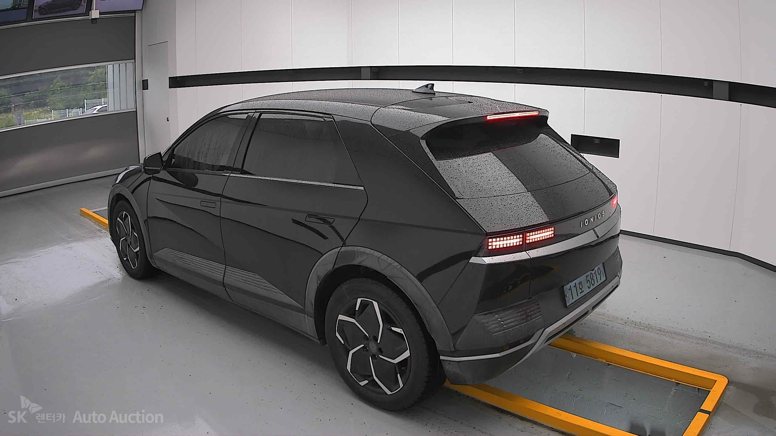 2022 - hyundai ioniq