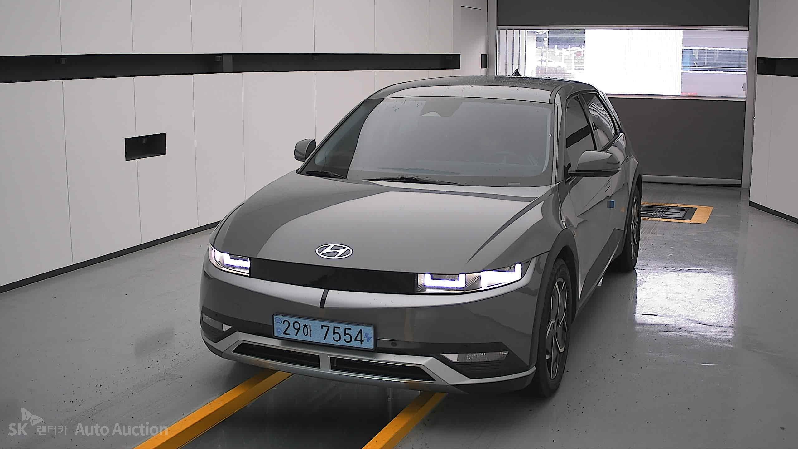 2023 - hyundai ioniq