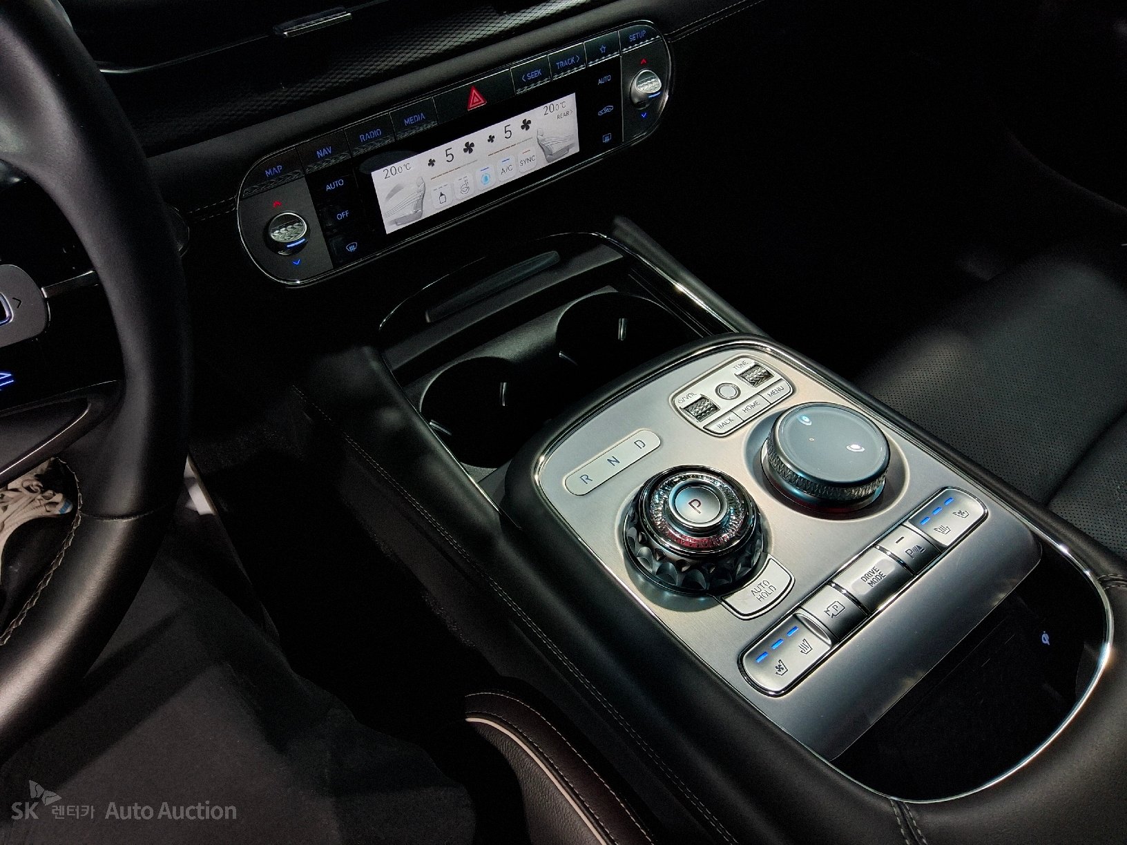 2022 - genesis g90