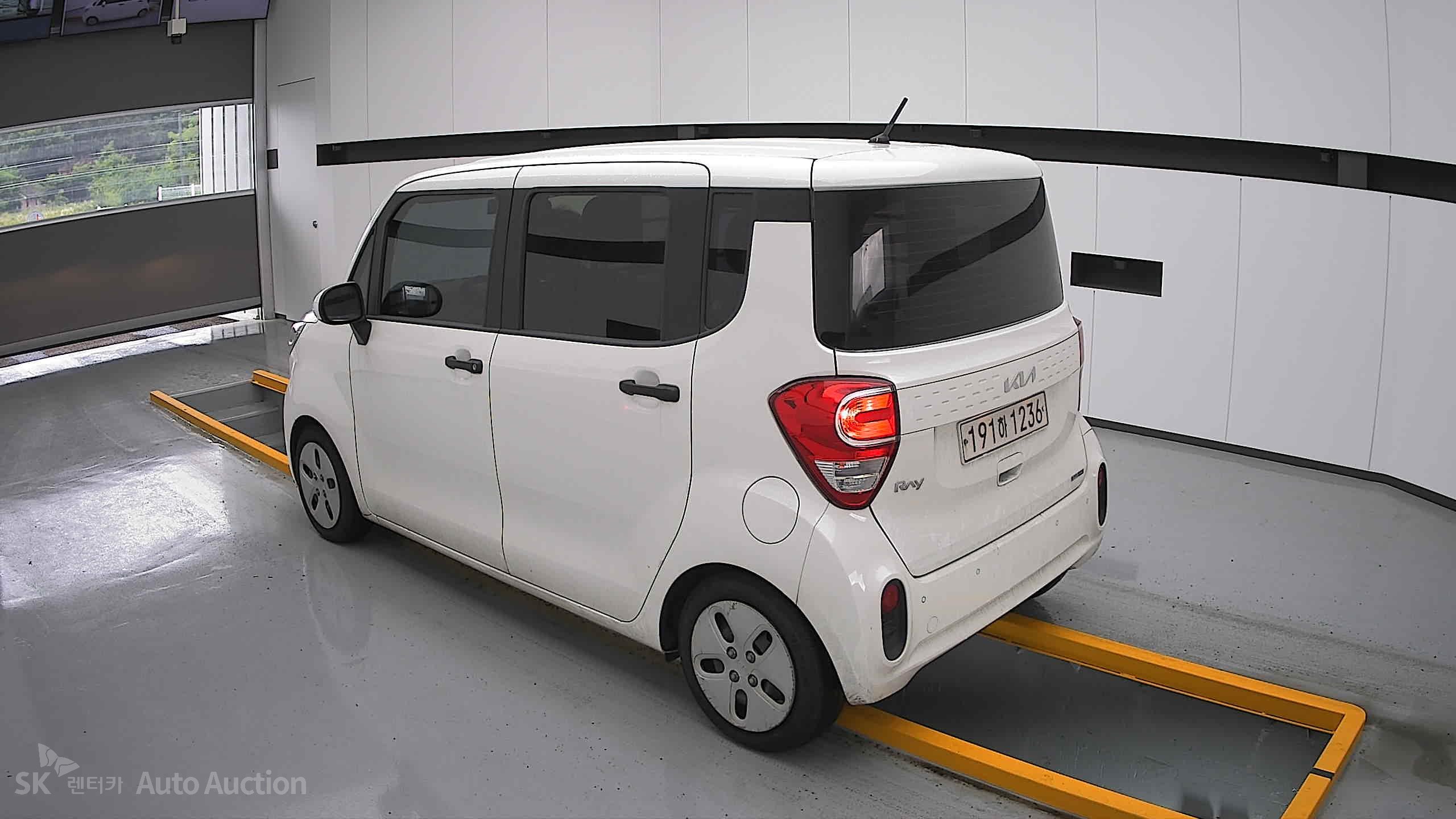 2022 - kia ray