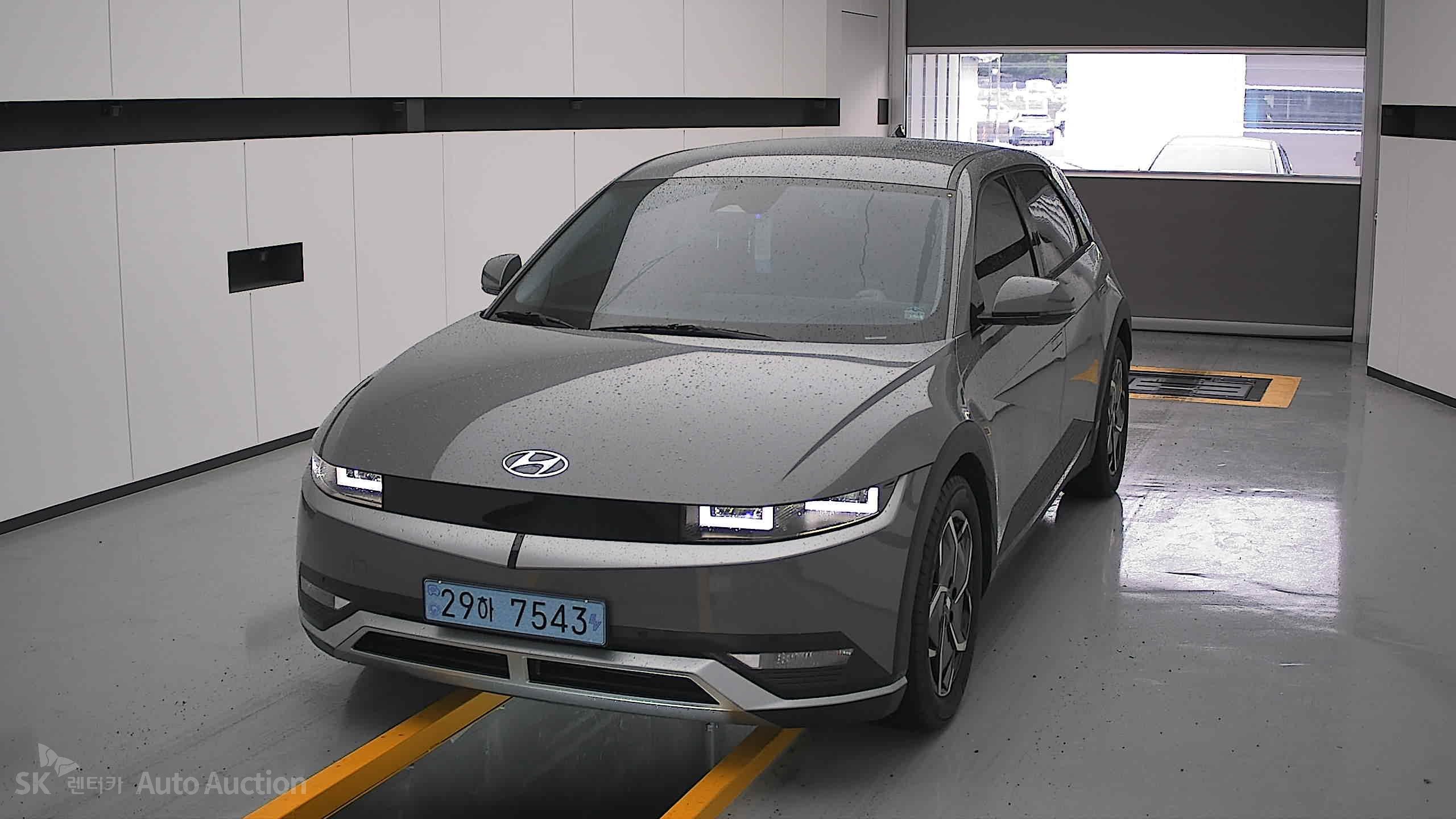 2023 - hyundai ioniq
