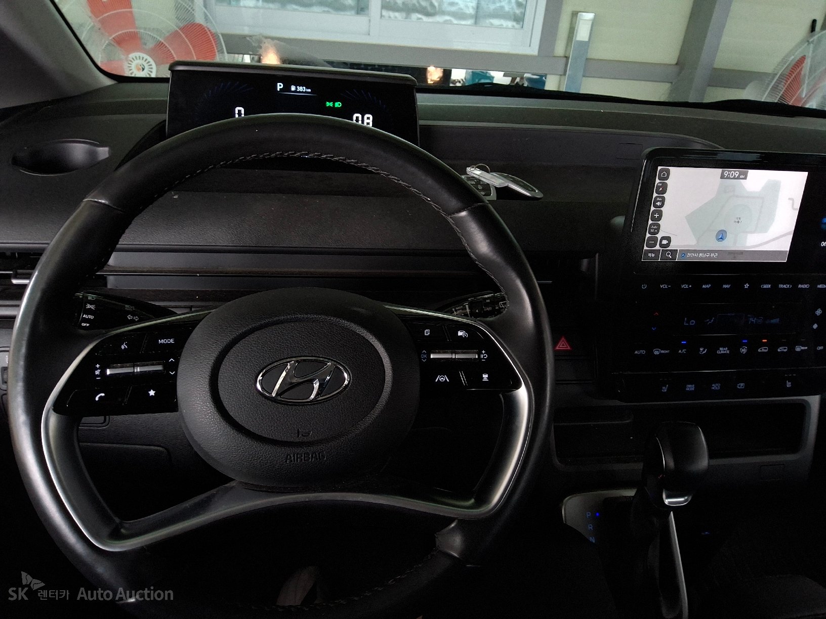 2022 - hyundai staria