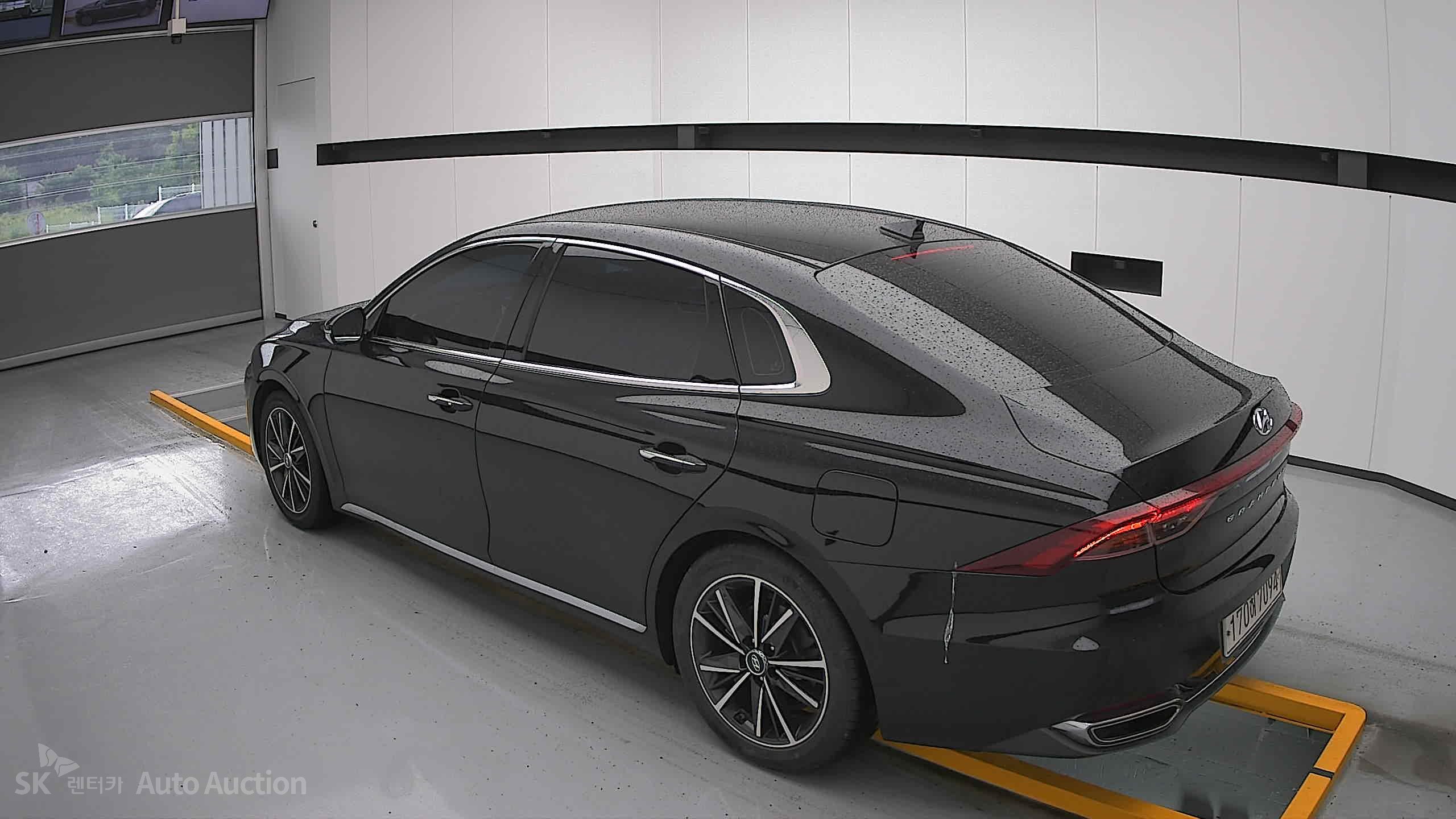 2021 - hyundai grandeur