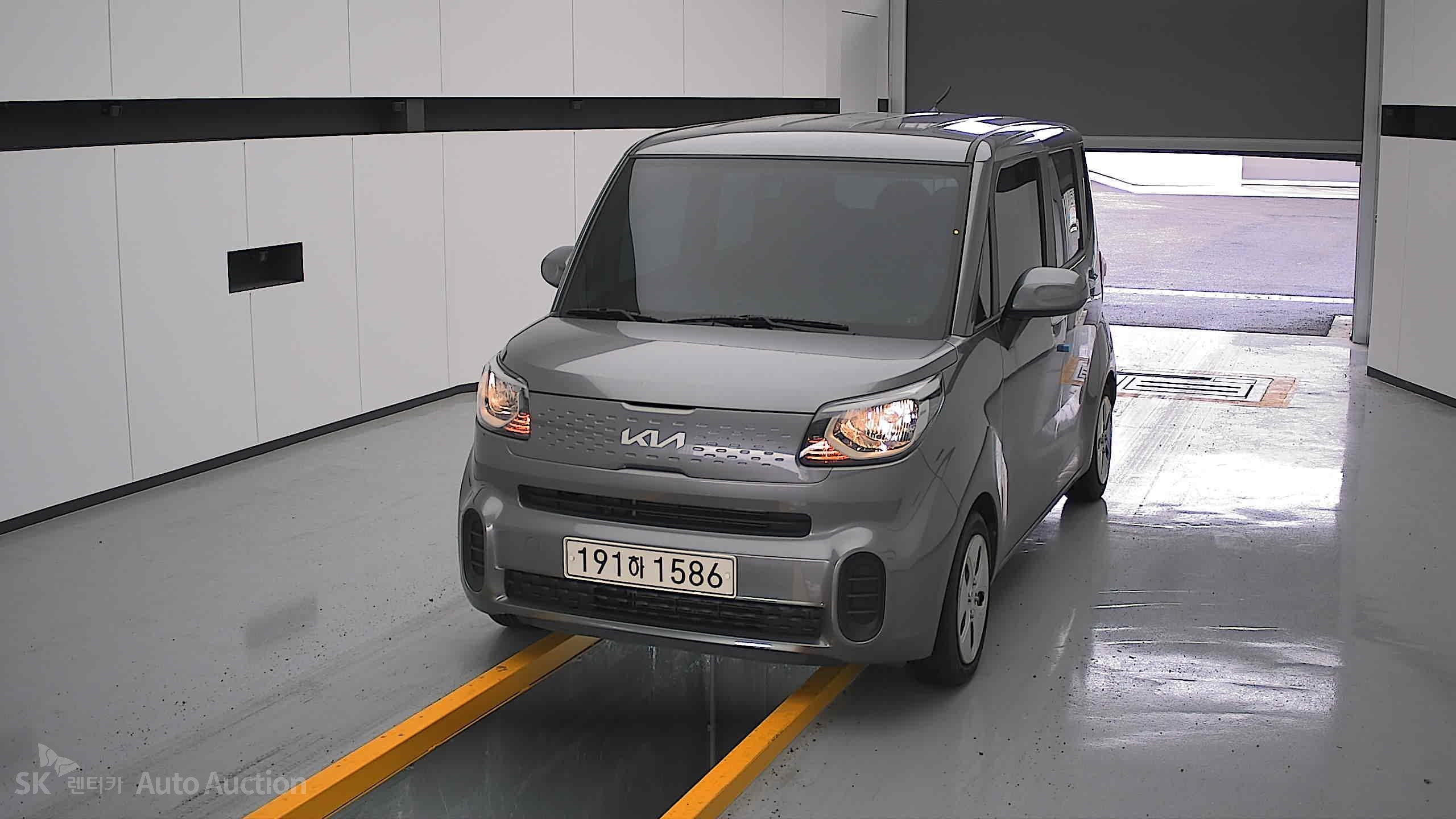 2022 - kia ray