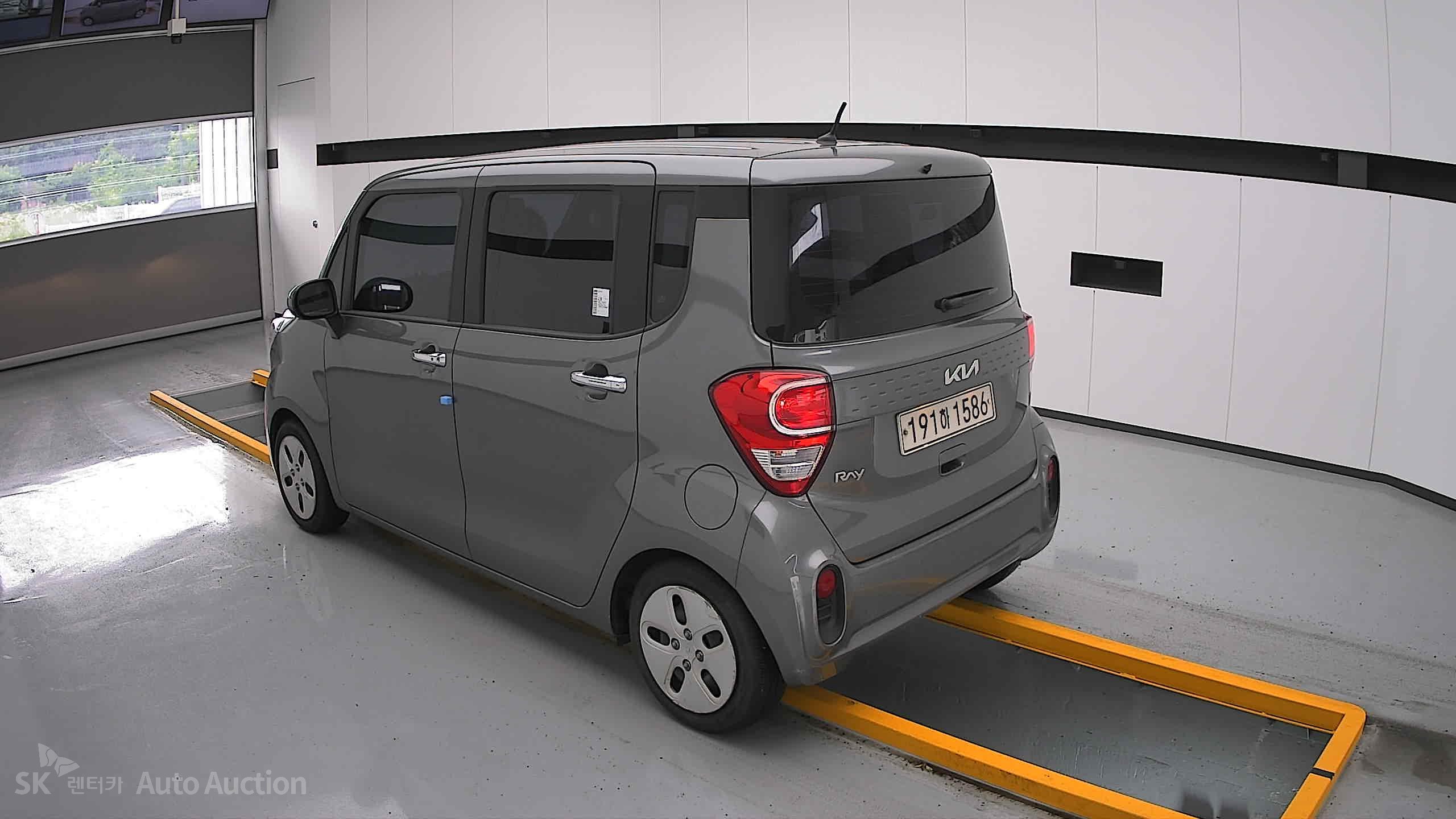 2022 - kia ray
