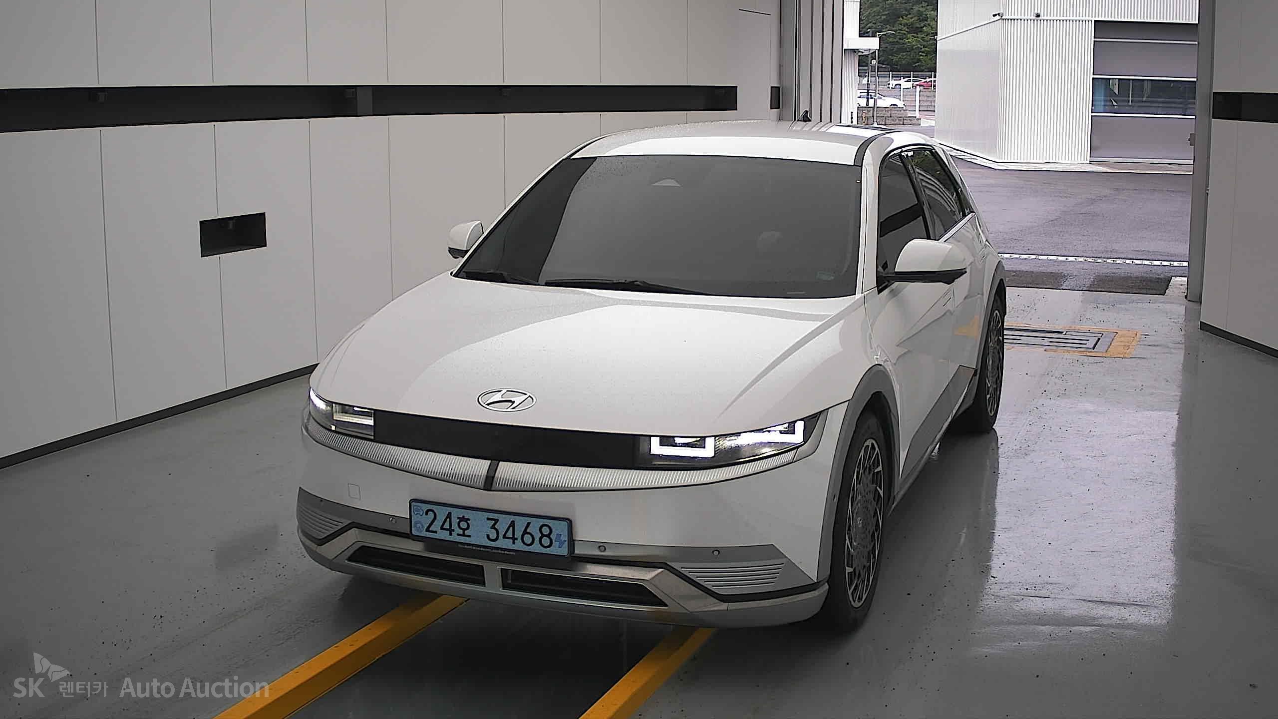 2022 - hyundai ioniq