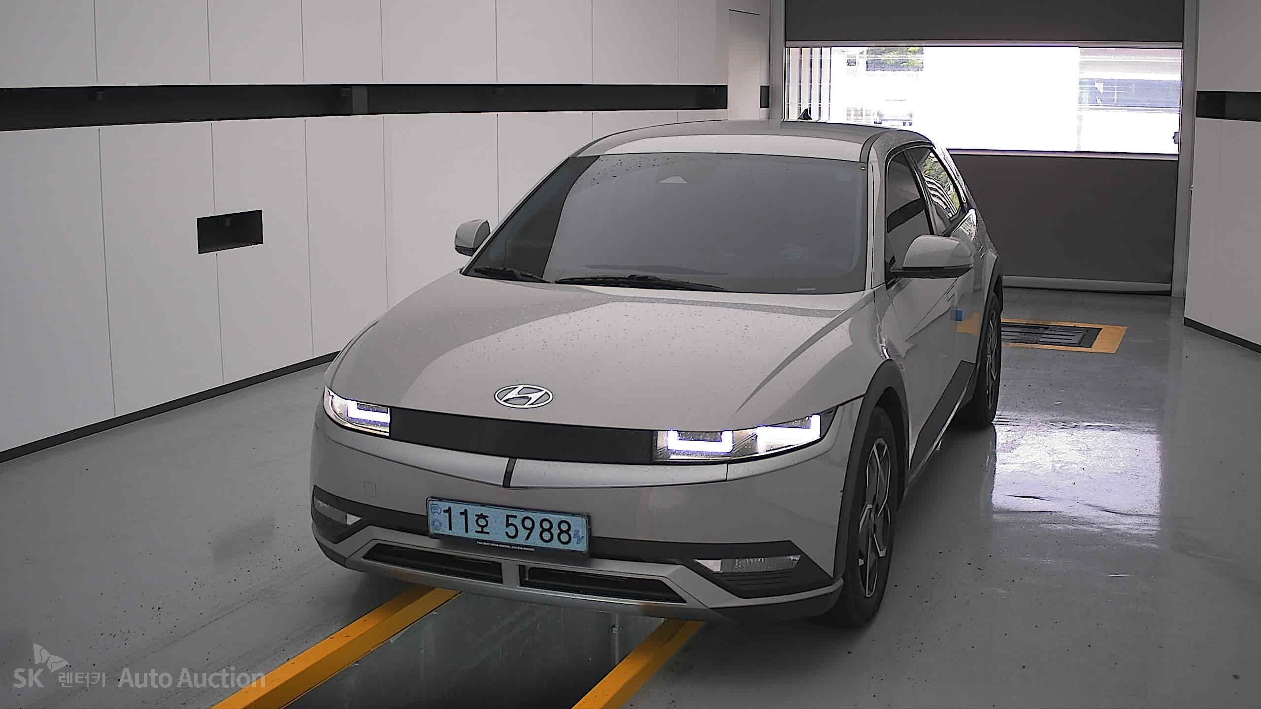 2022 - hyundai ioniq