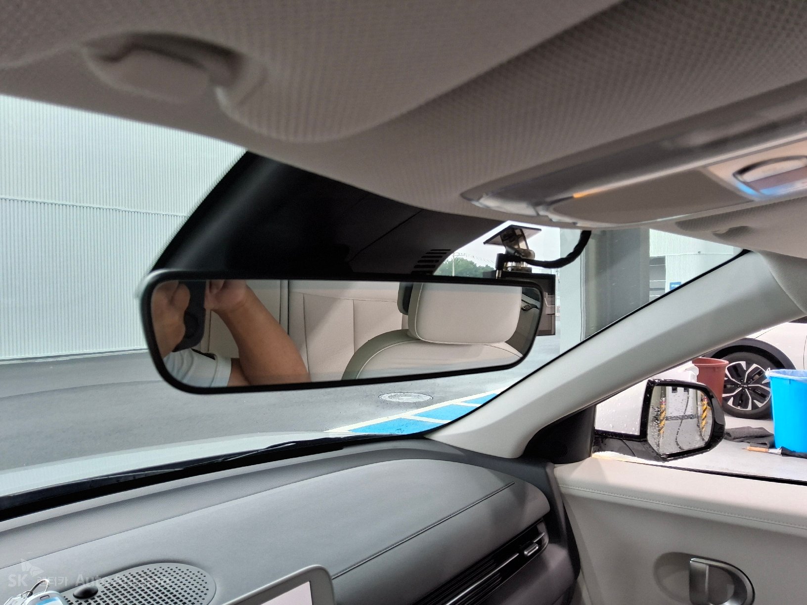 2023 - hyundai ioniq