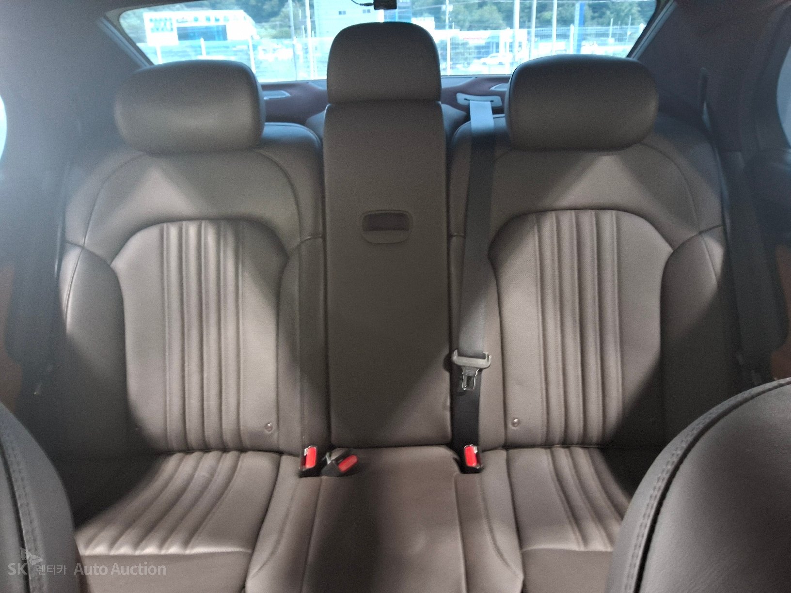 2021 - genesis g90