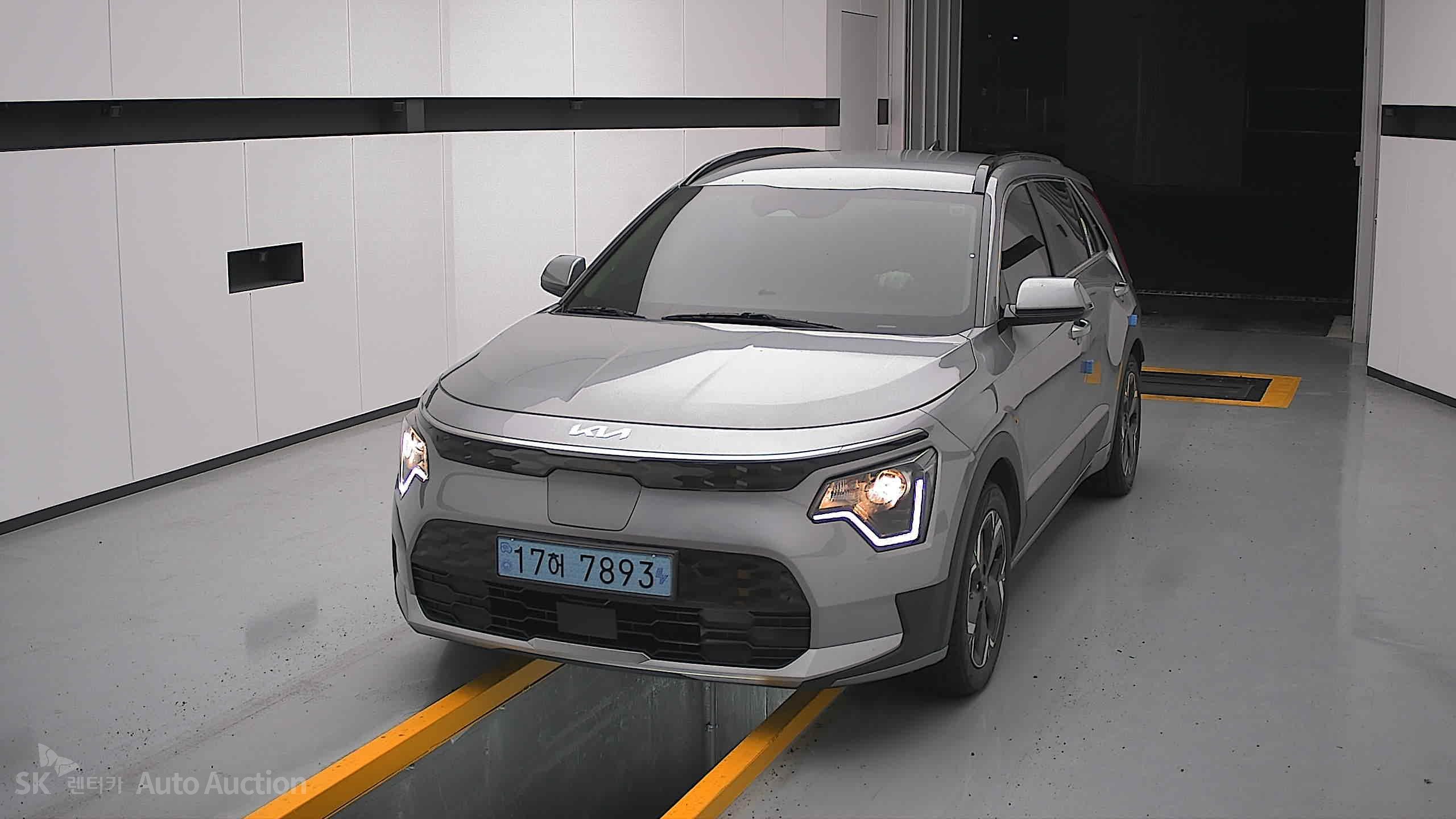 2023 - kia niro ev