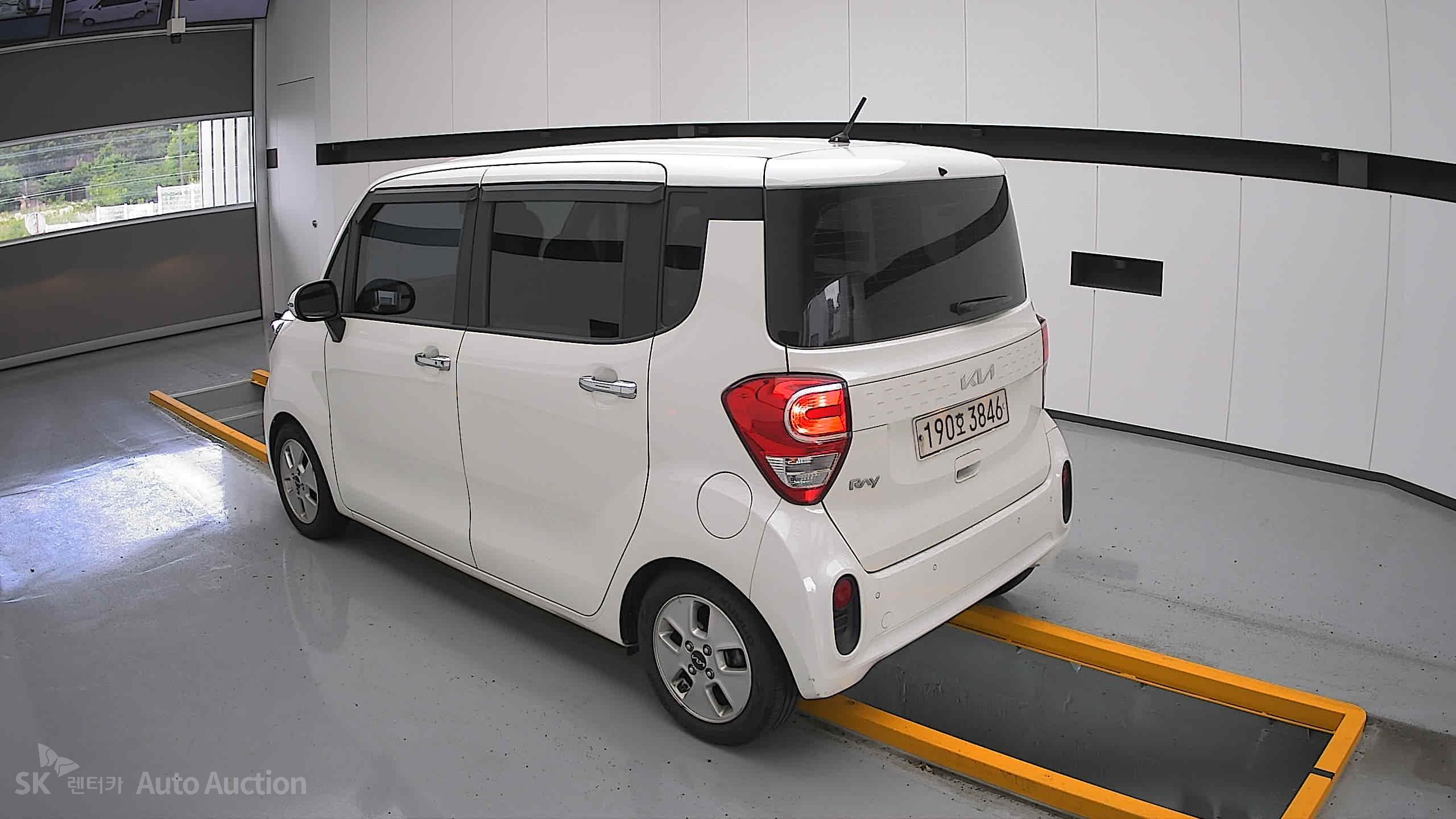 2022 - kia ray