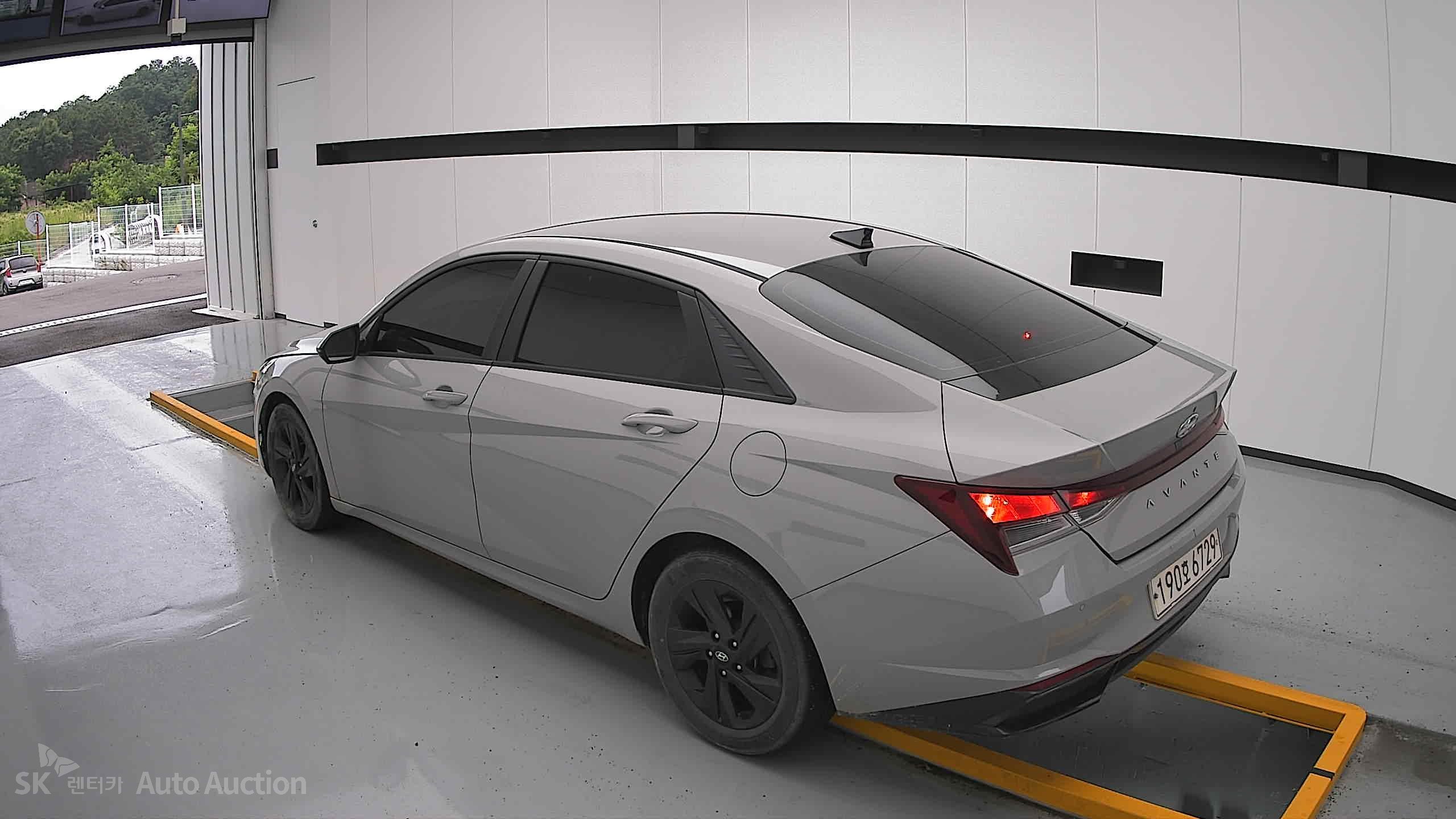 2023 - hyundai avante