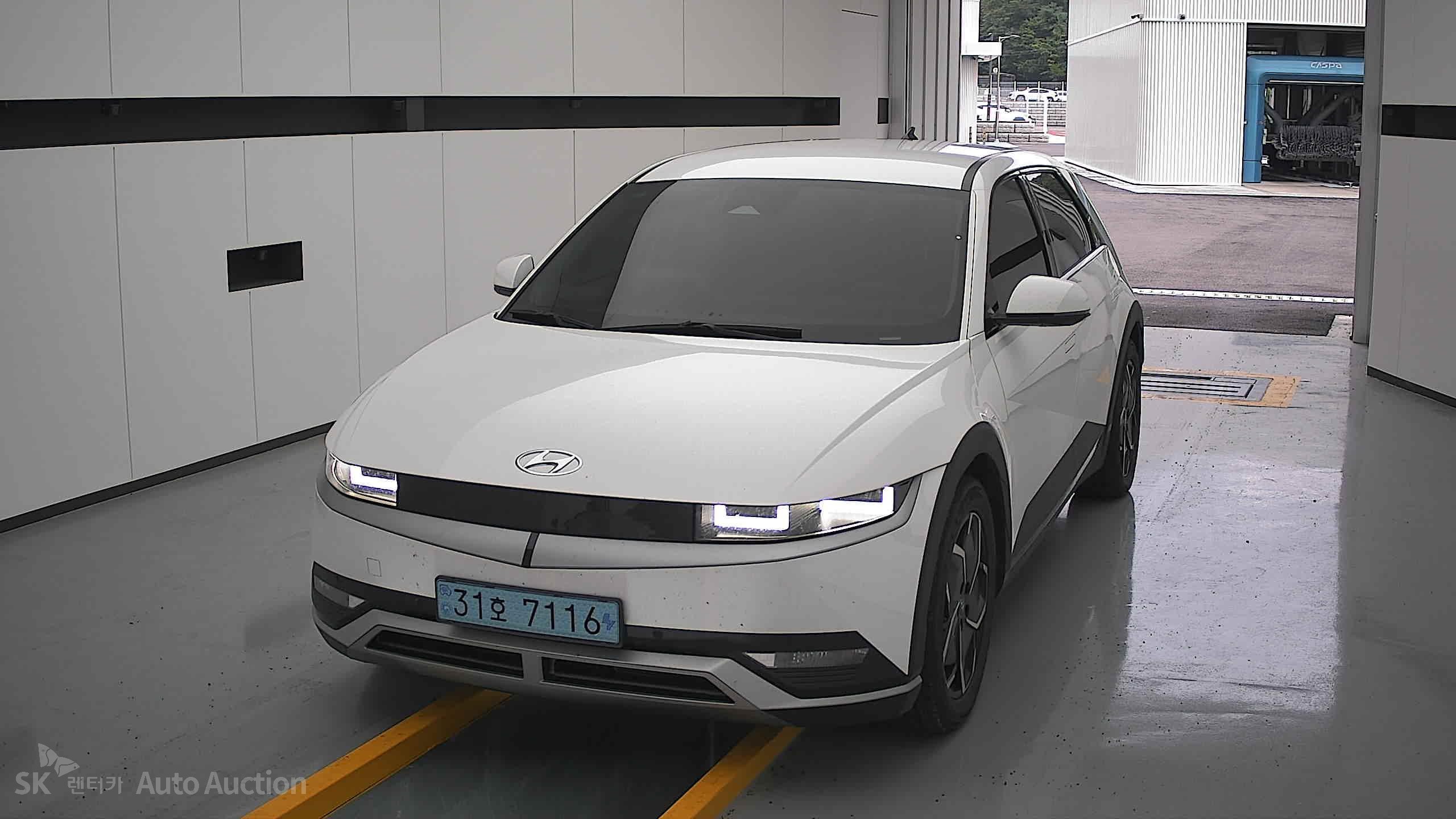 هيونداي Ioniq 2022 — صورة 1