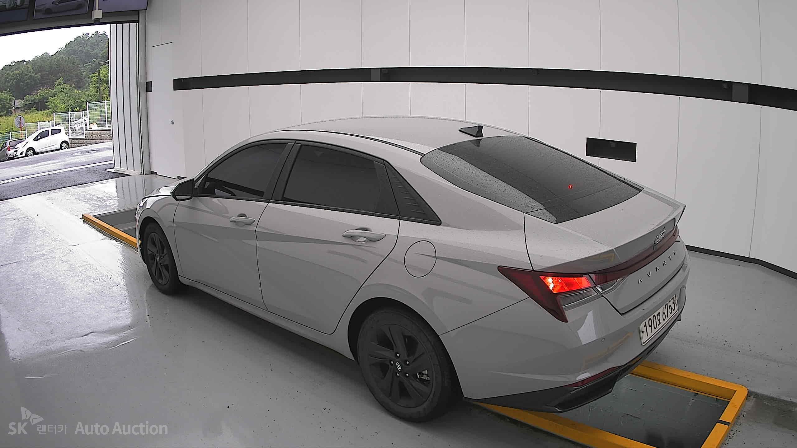 2023 - hyundai avante