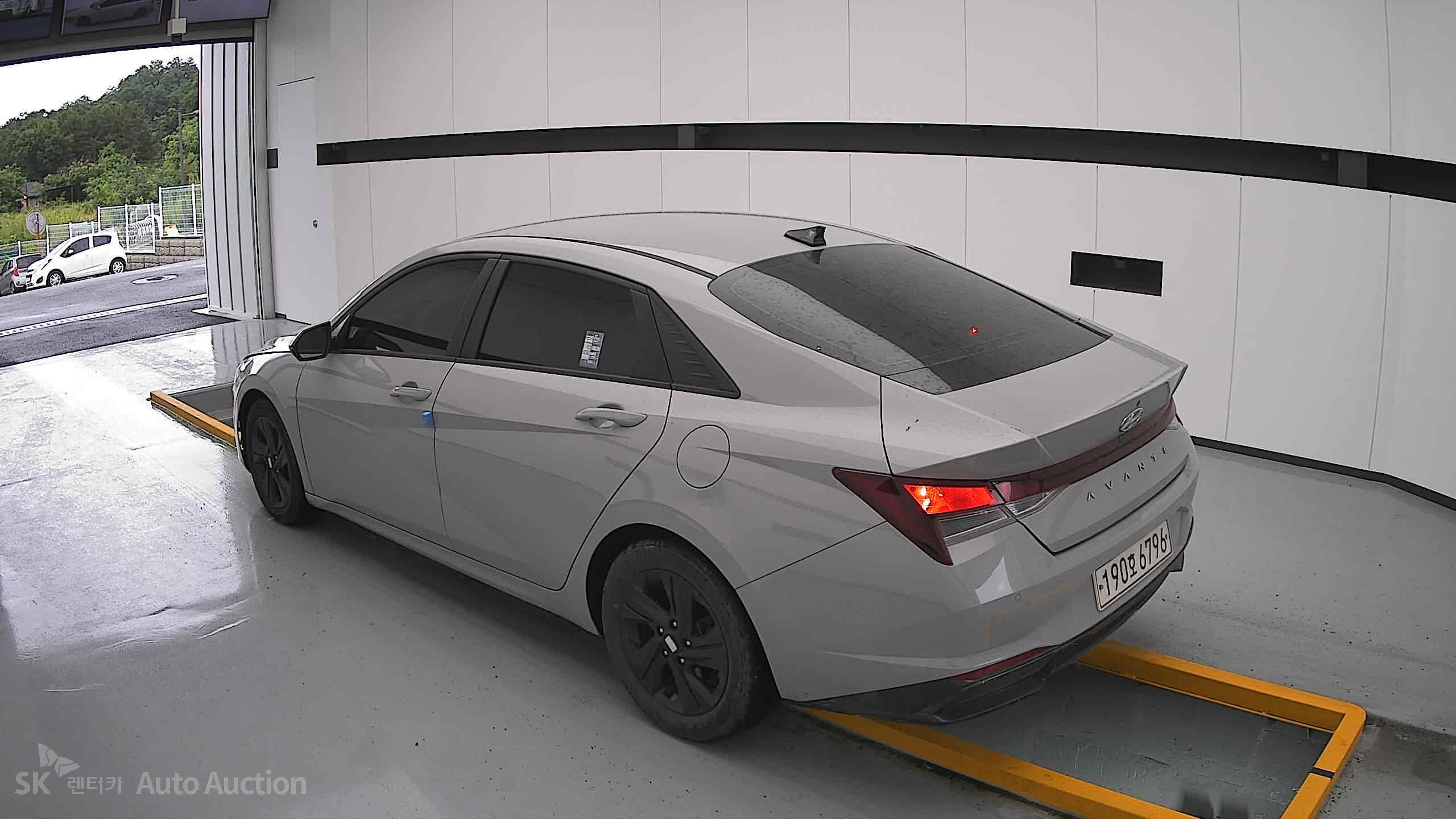 2023 - hyundai avante