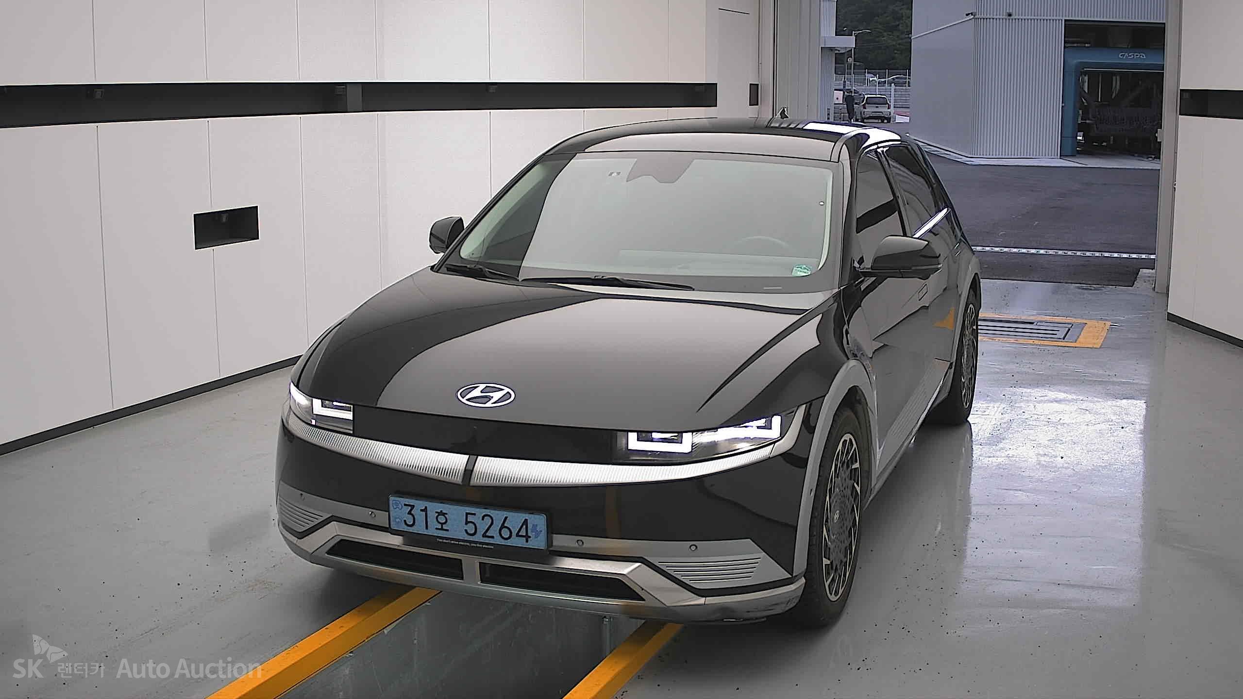هيونداي Ioniq 2022 — صورة 1