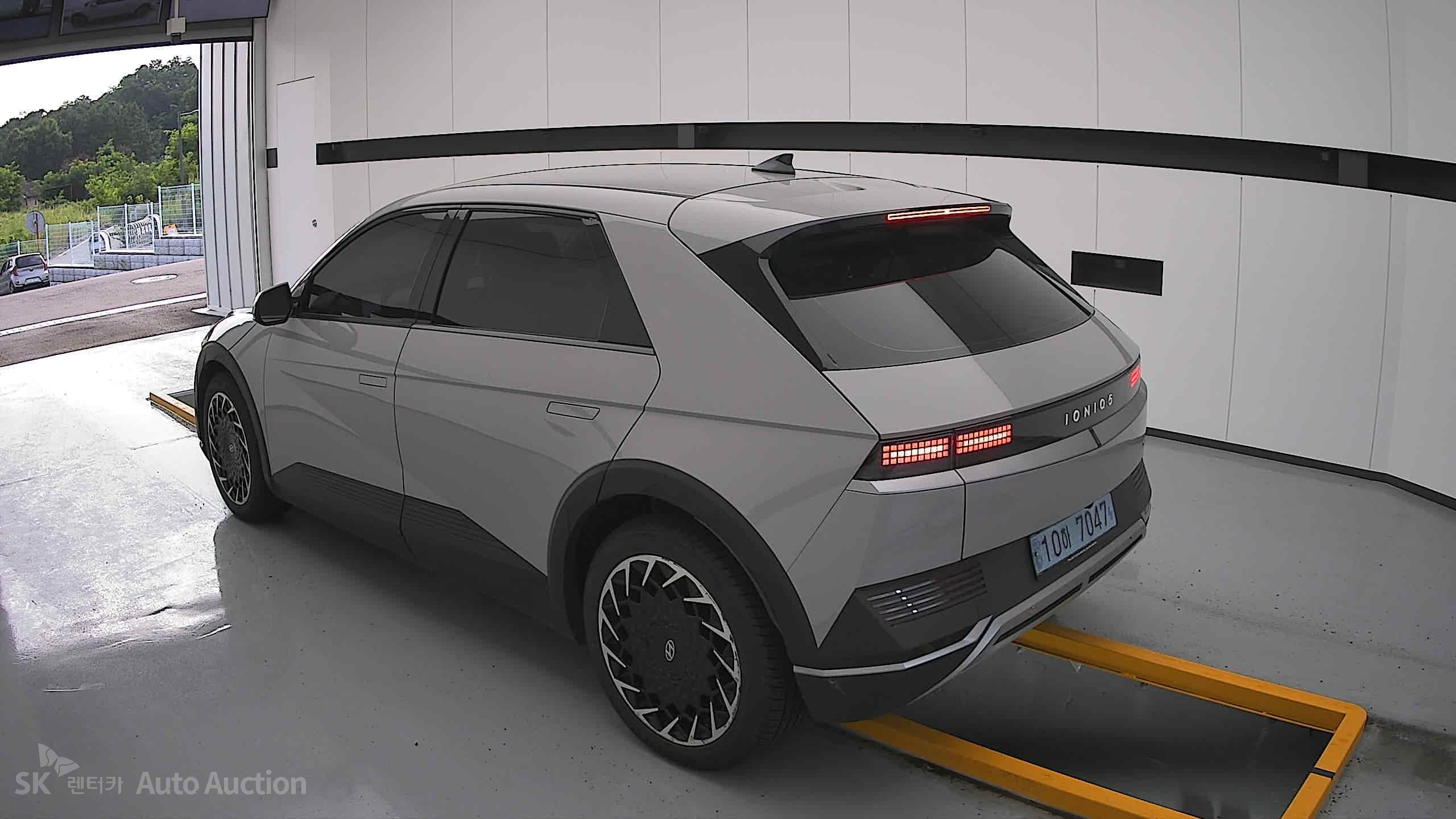 هيونداي Ioniq 2023 — صورة 2