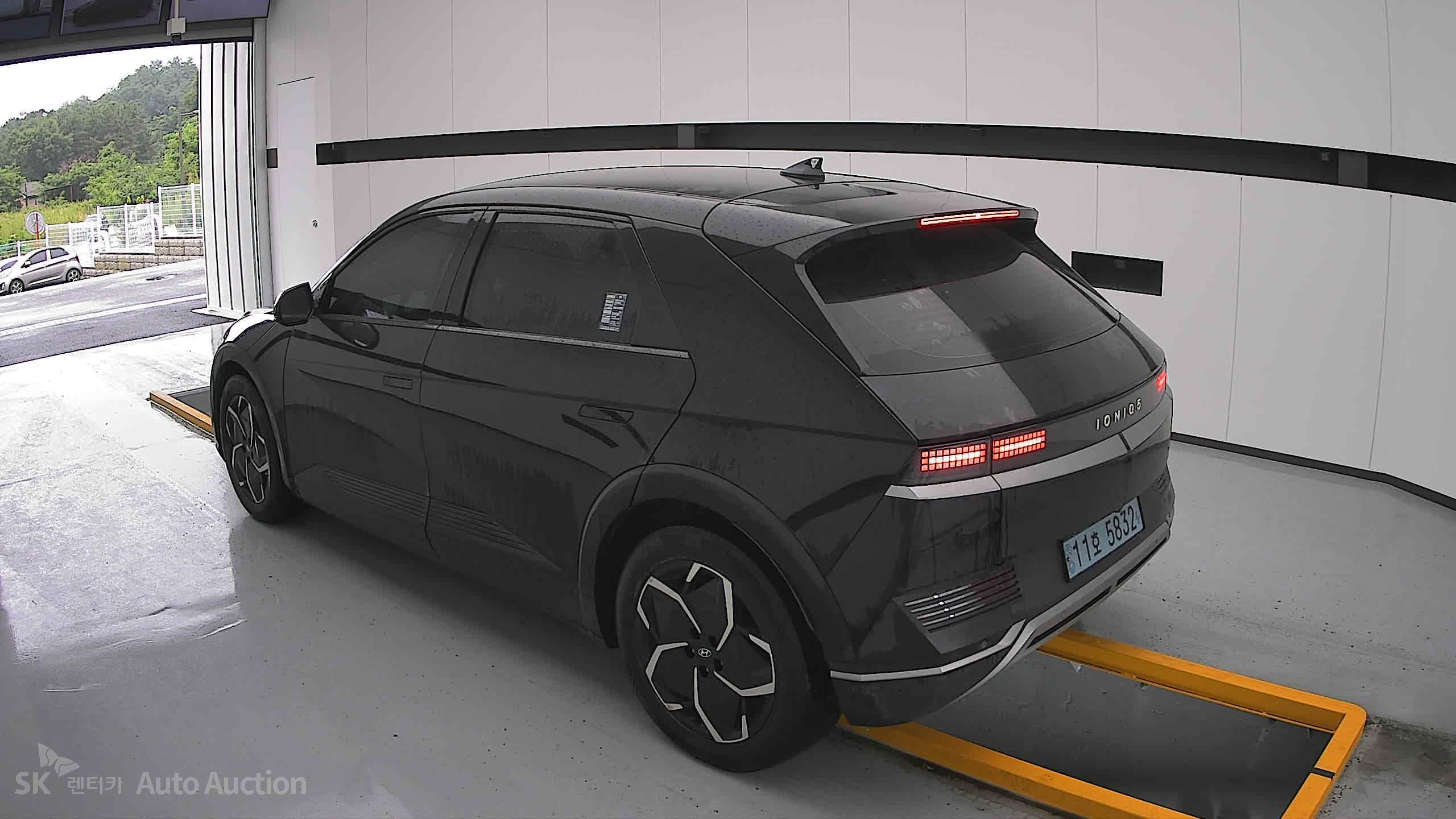 هيونداي Ioniq 2022 — صورة 2