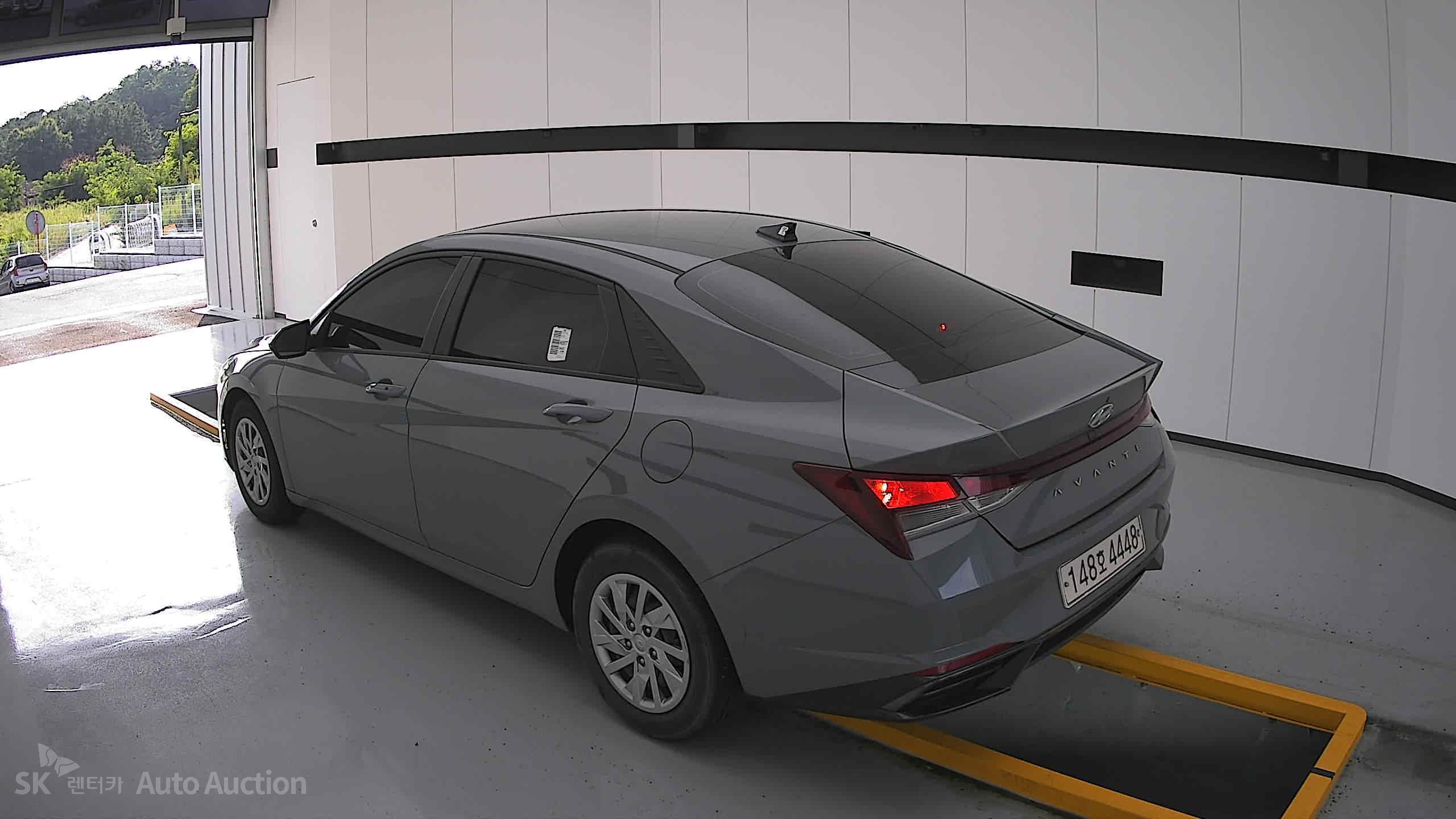 2021 - hyundai avante