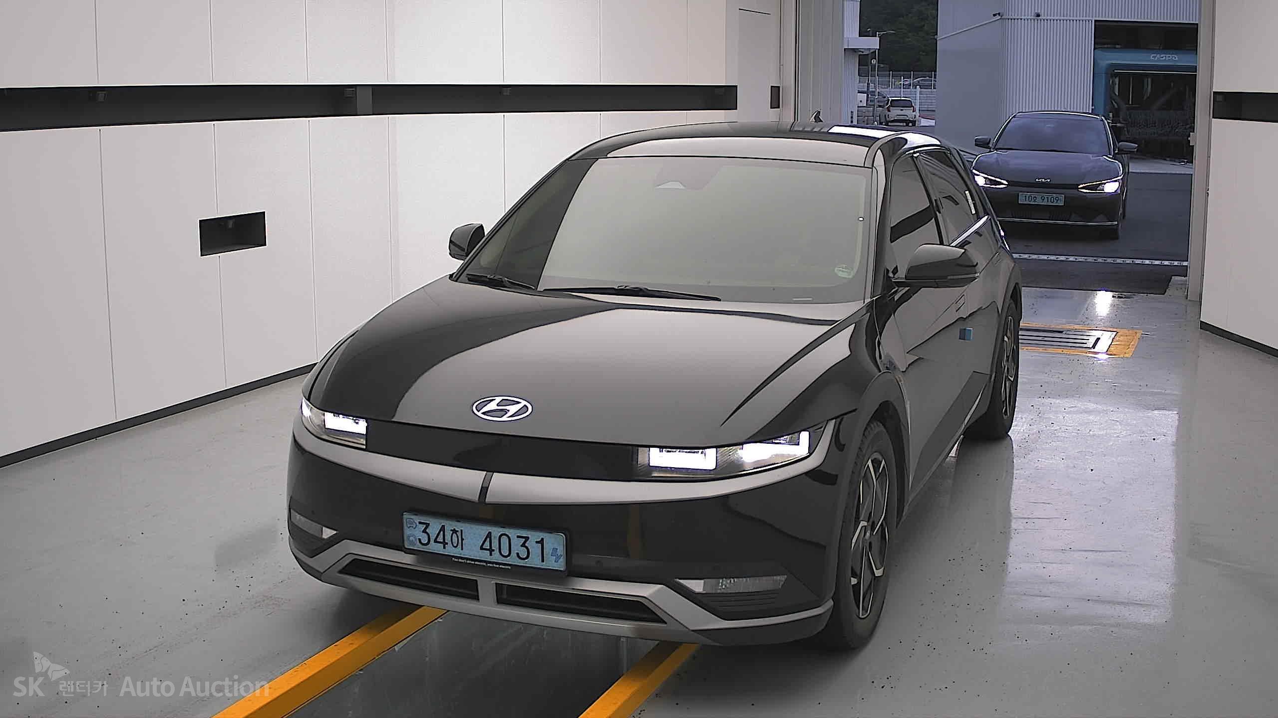 هيونداي Ioniq 2022 — صورة 1
