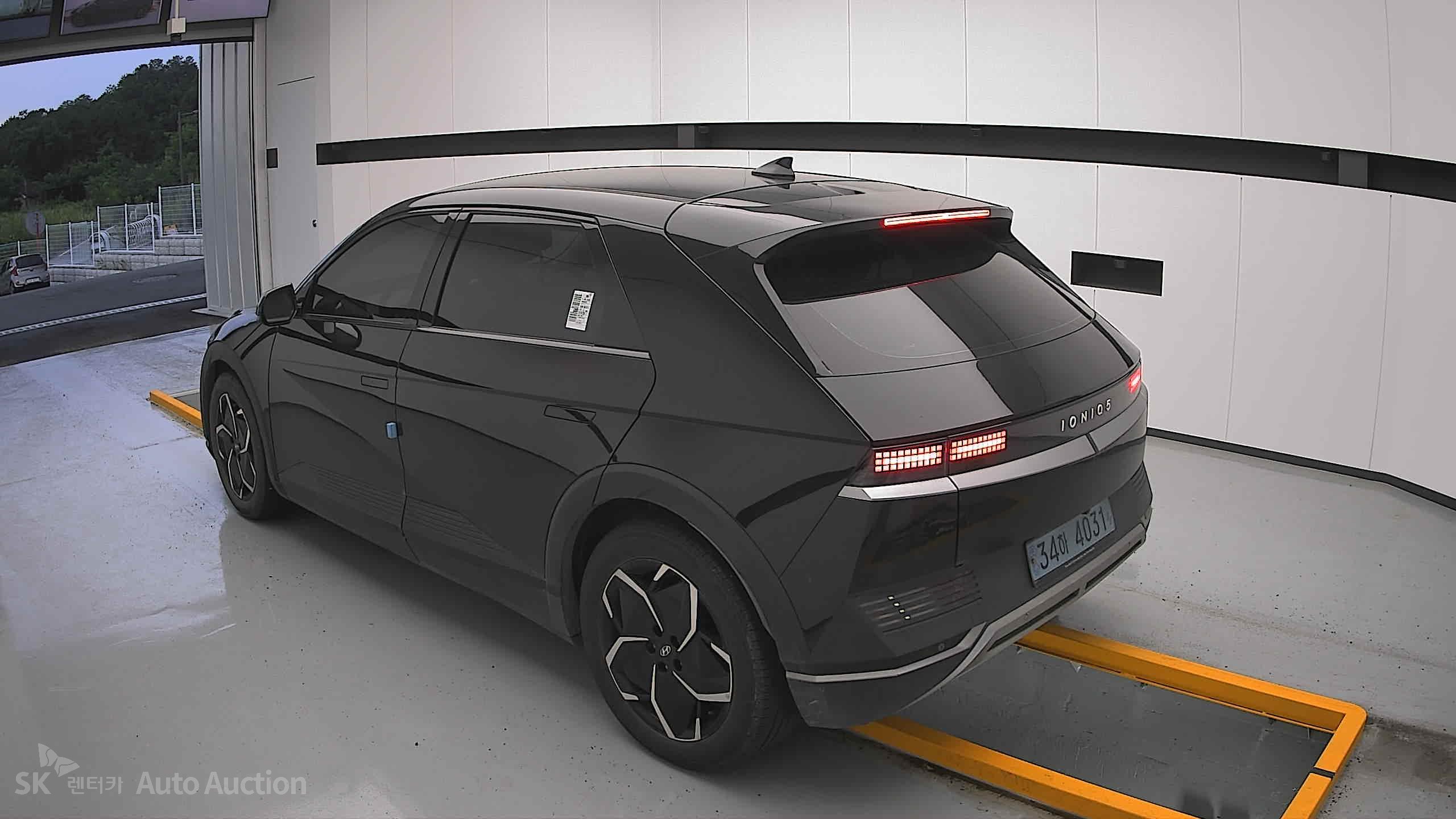 هيونداي Ioniq 2022 — صورة 2