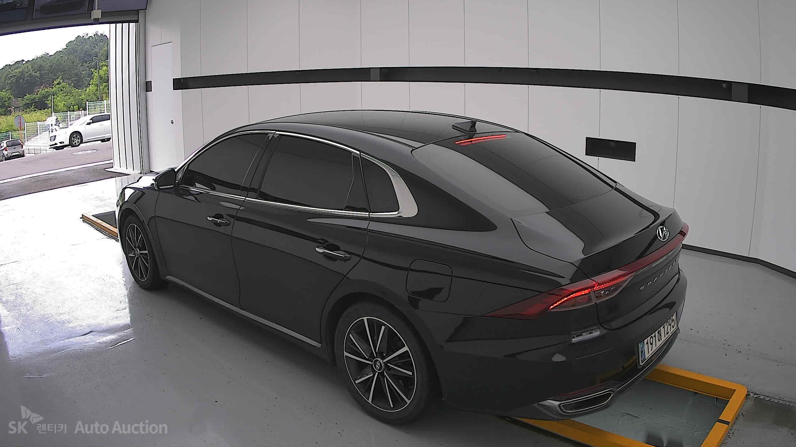 هيونداي جرانديور 2022 — صورة 2