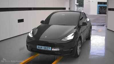 Tesla Model Y 2022