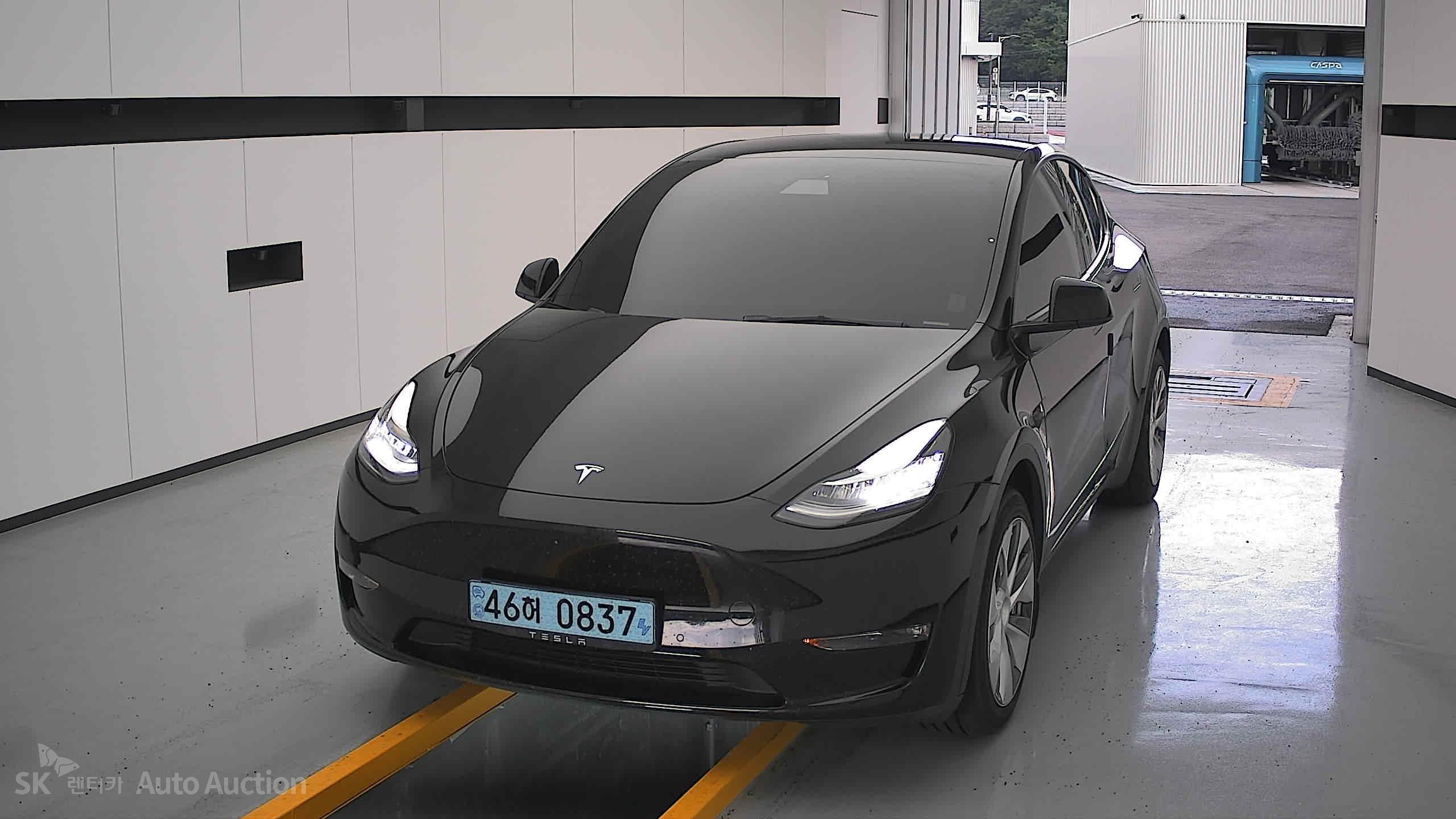 Tesla Model Y 2022 — صورة 1