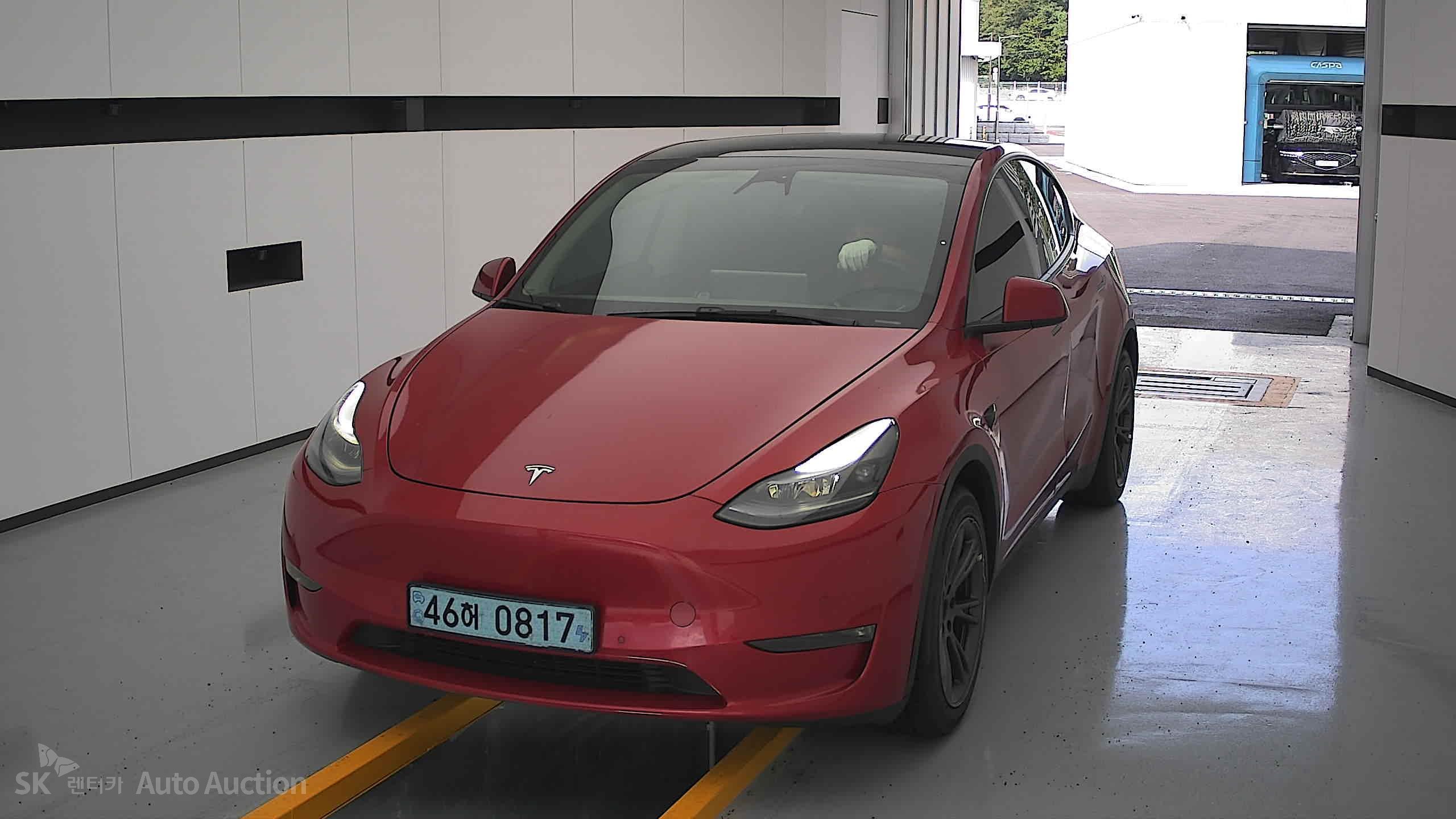 Tesla Model Y 2022 — صورة 1