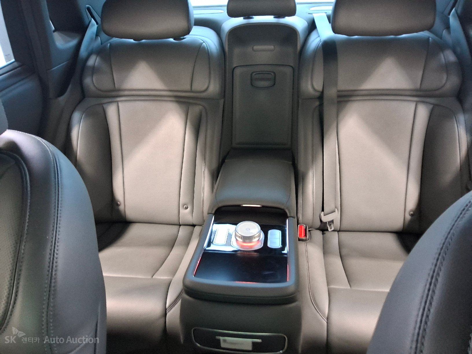 جينيسيس G90 2023 — صورة 3