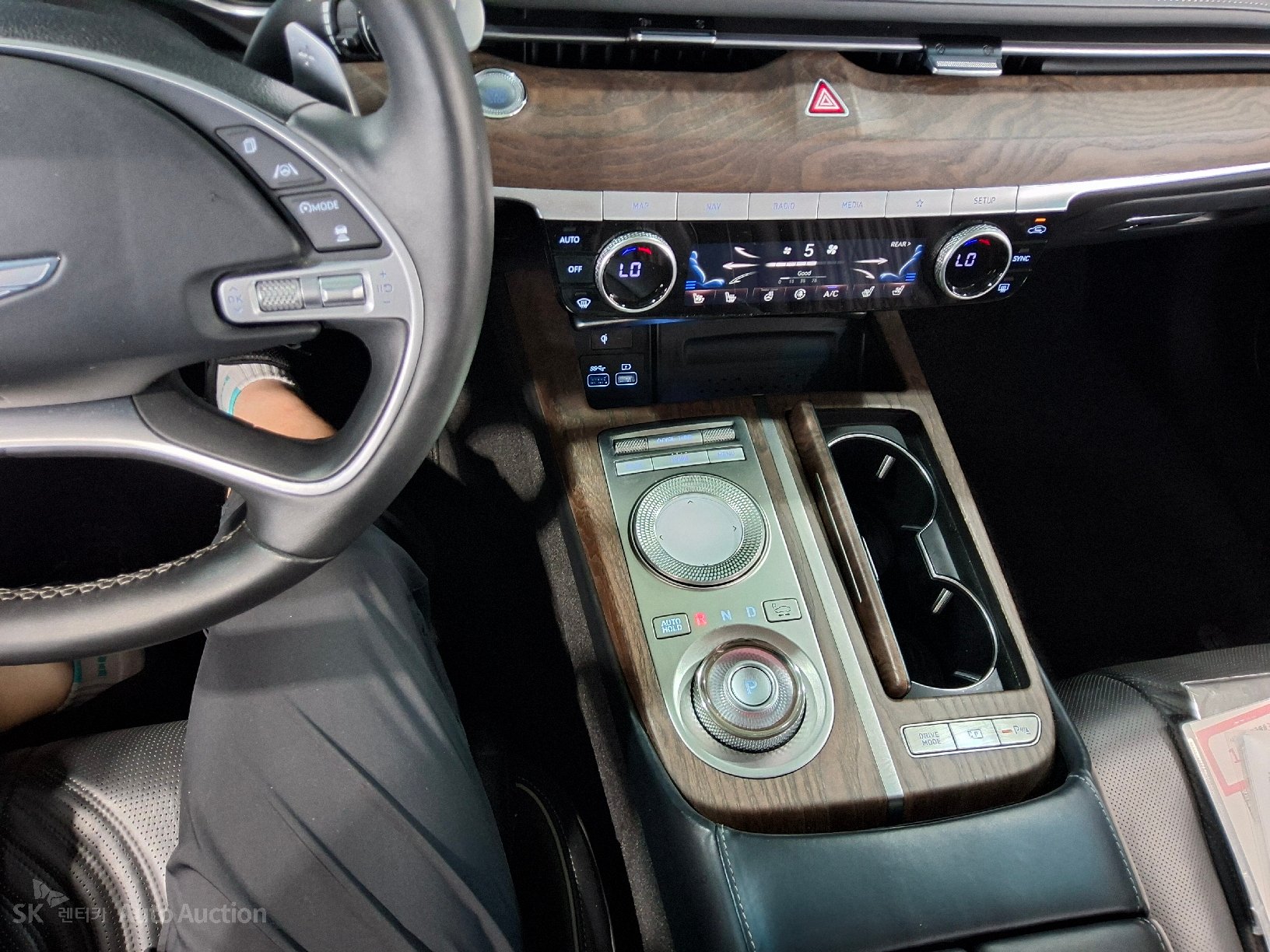 2021 - genesis g80